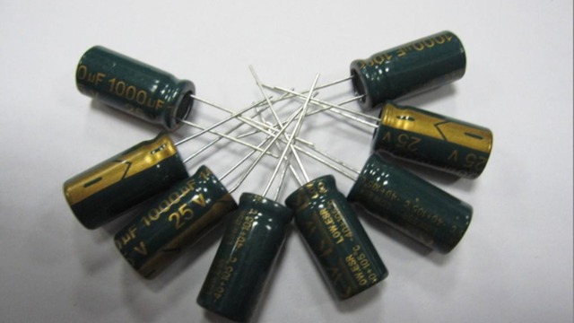 電腦主板的固態91视频网站在线观看以及普通的液態電解91视频网站在线观看的區別